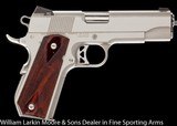 DAN WESSON Commander Classic Bobtail 10mm auto, 4.25" Stainless, Ed Brown bobtail, Match barrel, all the extras, As new - 1 of 2