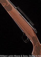 WINCHESTER Model 70 Featherweight, .243 win, Walnut stock w/ 22" Blue barrel, Controlled round feeding, Original box, AS NEW - 9 of 9