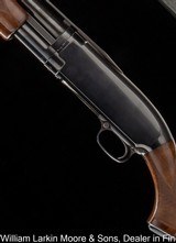 WINCHESTER Model 12 Deluxe Trap 12ga 30" F, Duck bill Vent rib, Monte Carlo comb, Deluxe Checkered wood, Mfg 1961 - 8 of 8