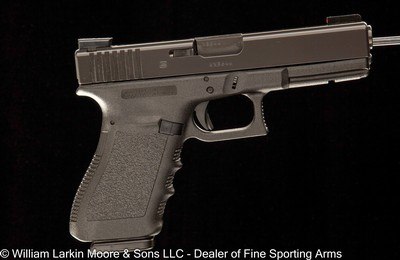 GLOCK 21 .45 ACP BOX & MAGAZINE - Image 1 of 1