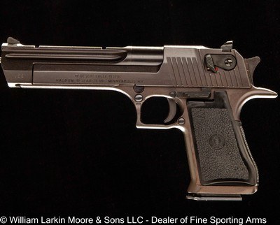 MAGNUM RESEARCH MODEL DESERT EAGLE .44 REM. MAG. 6