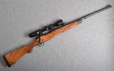 Dakota 76 Safari Rifle .416 Rem - 1 of 12