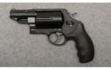Smith & Wesson Governor .45 Col t/.45 ACP/.410 Ga. - 2 of 2