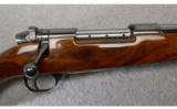 Weatherby Mark V Deluxe ANIB.300 WBY MAG - 2 of 8