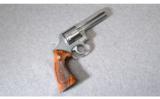 Smith & Wesson 681-3.38 SPCL. - 1 of 2