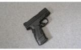 Springfield Armory XD-40 Sub-Compact.40 S&W - 1 of 2