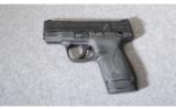 Smith & Wesson M&P40 SHIELD.40 S&W - 2 of 2