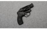 Smith & Wesson Bodyguard
.38 Spl - 1 of 2