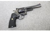 Smith and Wesson ~ Model 29-2 ~ 44 Magnum