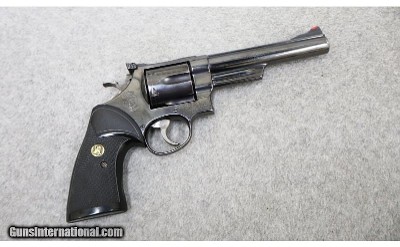 Smith and Wesson ~ Model 29-2 ~ 44 Magnum