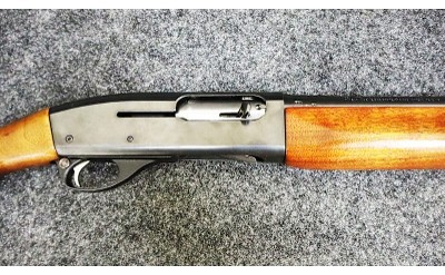 Remington Arms ~ Model - 878 ~ 12 Gauge - Image 3 of 11