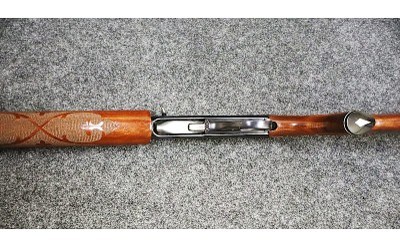Remington ~ Model - 1100 Left Hand ~ 12 Gauge - Image 10 of 11