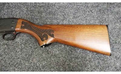 Ithaca ~ Model - 37 ~ 12 Gauge ~ Bottom Eject - Image 8 of 11