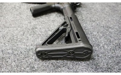 Smith&Wesson ~ Model - M&P15 - 22 ~ .22 Long Rifle - Image 9 of 12