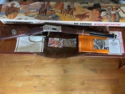 Winchester 94 John Wayne 32-40 Win Commemorative