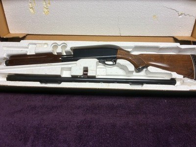 Remington 870 Wingmaster 12 Gauge 2 3/4” Chamber 26” Vent Rib Improved Cylinder Appears Unfired 99+ % Condition