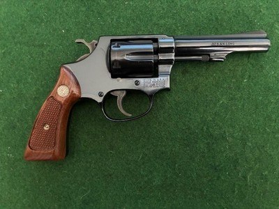 Smith & Wesson 31-1 32 S&W Long - Image 1 of 5