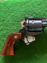 Ruger Super Blackhawk 44 Magnun - 4 of 7