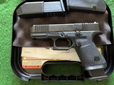 Glock 19 Gen 6 9mm - Image 2 of 4