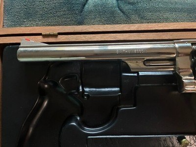 Smith & Wesson 29-2 Nickel 44 Magnum - Image 5 of 10