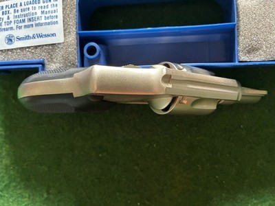 Smith & Wesson 442 No Dash Airweight 38 S & W - Image 5 of 7