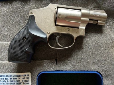 Smith & Wesson 442 No Dash Airweight 38 S & W - Image 3 of 7
