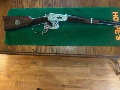 Winchester 94 John Wayne Commemorative 32-40 - Image 1 of 9