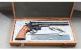 Smith and Wesson Model 25-5 w/ Dsplay Case - 3 of 4