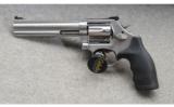 Smith and Wesson 686-6 - 2 of 3