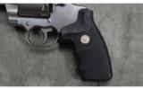 Colt ~ Anaconda ~ .44 Magnum - 6 of 8