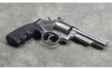 Smith & Wesson ~ Model 66-4 ~ .357 Mag. - 3 of 4