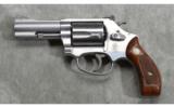 Smith & Wesson ~ Model 60-14 ~ .357 Mag. - 2 of 4