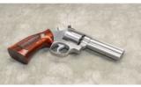 Smith & Wesson ~ 686-3 ~ .357 Magnum - 3 of 4