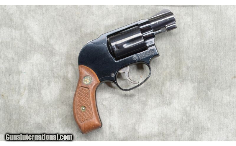 Smith & Wesson ~ Model 38-1 ~ .38 Special