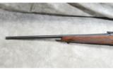 Winchester ~ Model 70 ~ Featherweight ~ .25-06 Rem - 8 of 9