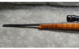Winchester ~ Model 70 ~ Featherweight ~ .243 Winchester - 8 of 11