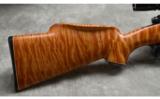 Winchester ~ Model 70 ~ Featherweight ~ .243 Winchester - 2 of 11