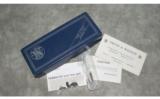 Smith & Wesson ~ Model 12-2 ~ .38 Special - 5 of 6
