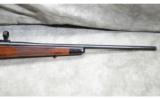 Weatherby ~ Vanguard ~ .300 Wby Mag - 4 of 16