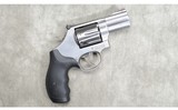 Smith & Wesson ~ Model 686-6 ~ .357 Magnum - 1 of 2