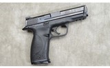 SMITH & WESSON ~ M&P40 ~ .40 S&W ~ Special Buy - 1 of 4