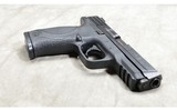 SMITH & WESSON ~ M&P40 ~ .40 S&W - 3 of 4