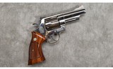 SMITH & WESSON ~ 29-2 ~ .44 MAGNUM - 1 of 6
