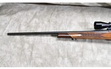 Weatherby ~ Mark V ~ .300 Weatherby Magnum - 8 of 11