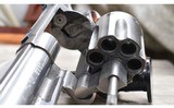 Smith & Wesson ~ 629-1 ~ .44 Magnum - 6 of 10