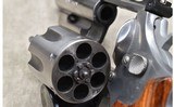 Smith & Wesson ~ 629-1 ~ .44 Magnum - 5 of 10