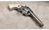 Sturm Ruger & Co. ~ New Model Single Six ~ .32 H&R Magnum - 3 of 4