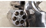 Smith & Wesson ~ 629-5 ~ .44 Magnum - 8 of 11