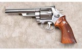 Smith & Wesson ~ 629 ~ .44 Magnum - 2 of 7