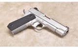 Dan Wesson ~ Valor ~ 10 MM - 2 of 7